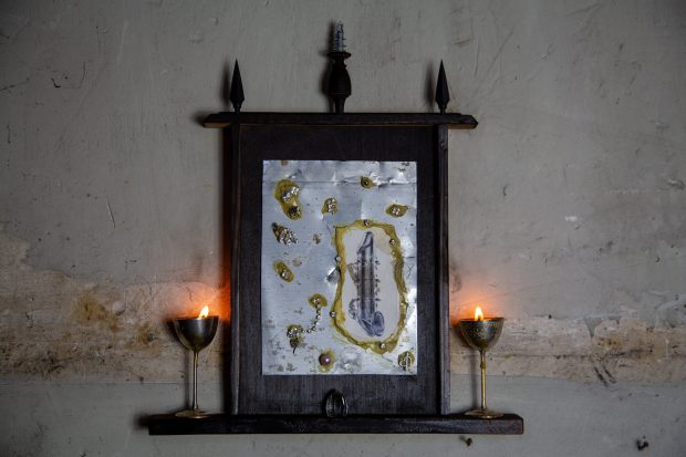 Une sensation étrange et la réunification de l’être.  - Non Fiction