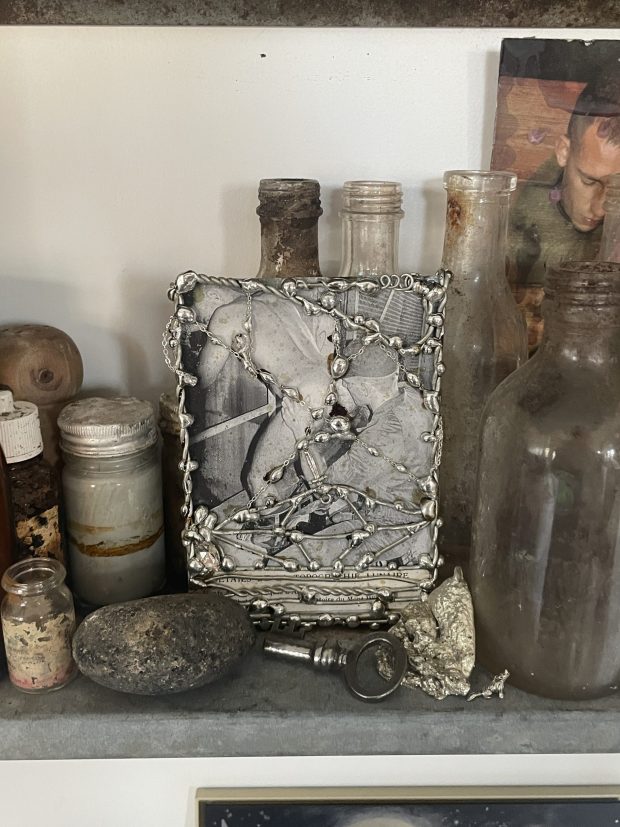 Je me familiarisais à nouveau avec le monde YJ // ЯR. - Non Fiction